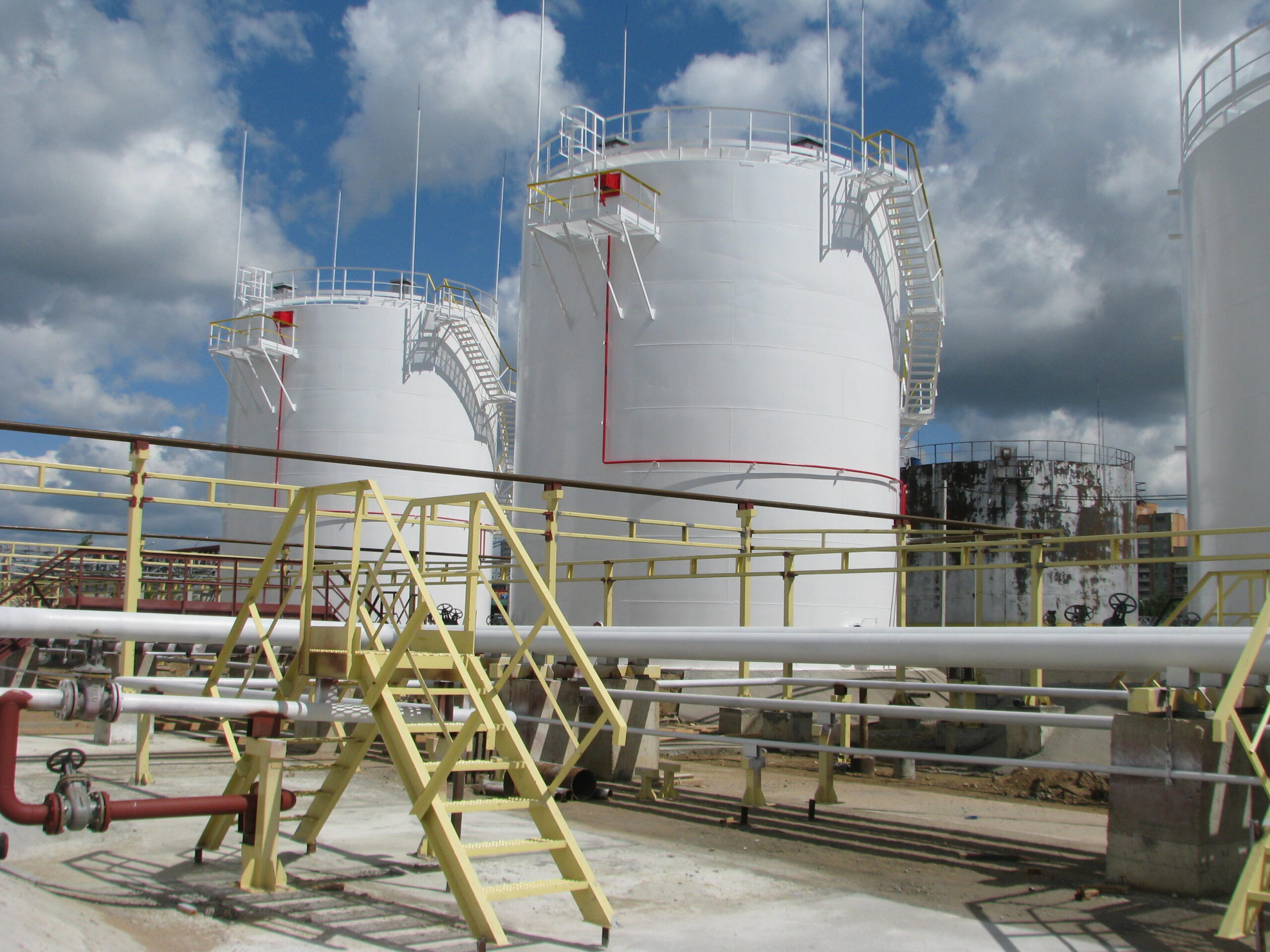 DOCKLINE Energy Tank Storage Facility